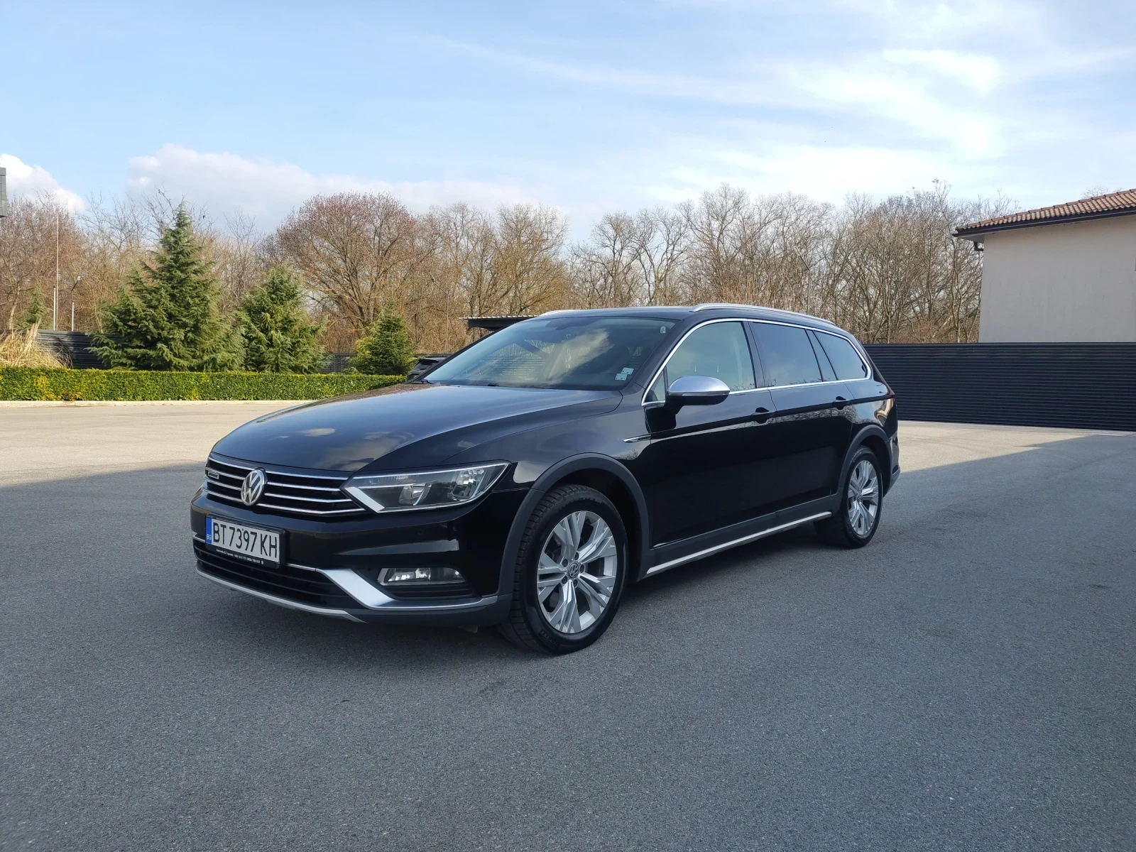 VW Alltrack 2.0TDI/190к.с/B8/4x4/АВТОМАТ/ТЕГЛИЧ/ТЕМП/НАВИ/ТОП!, снимка 2 - Автомобили и джипове - 53879777
