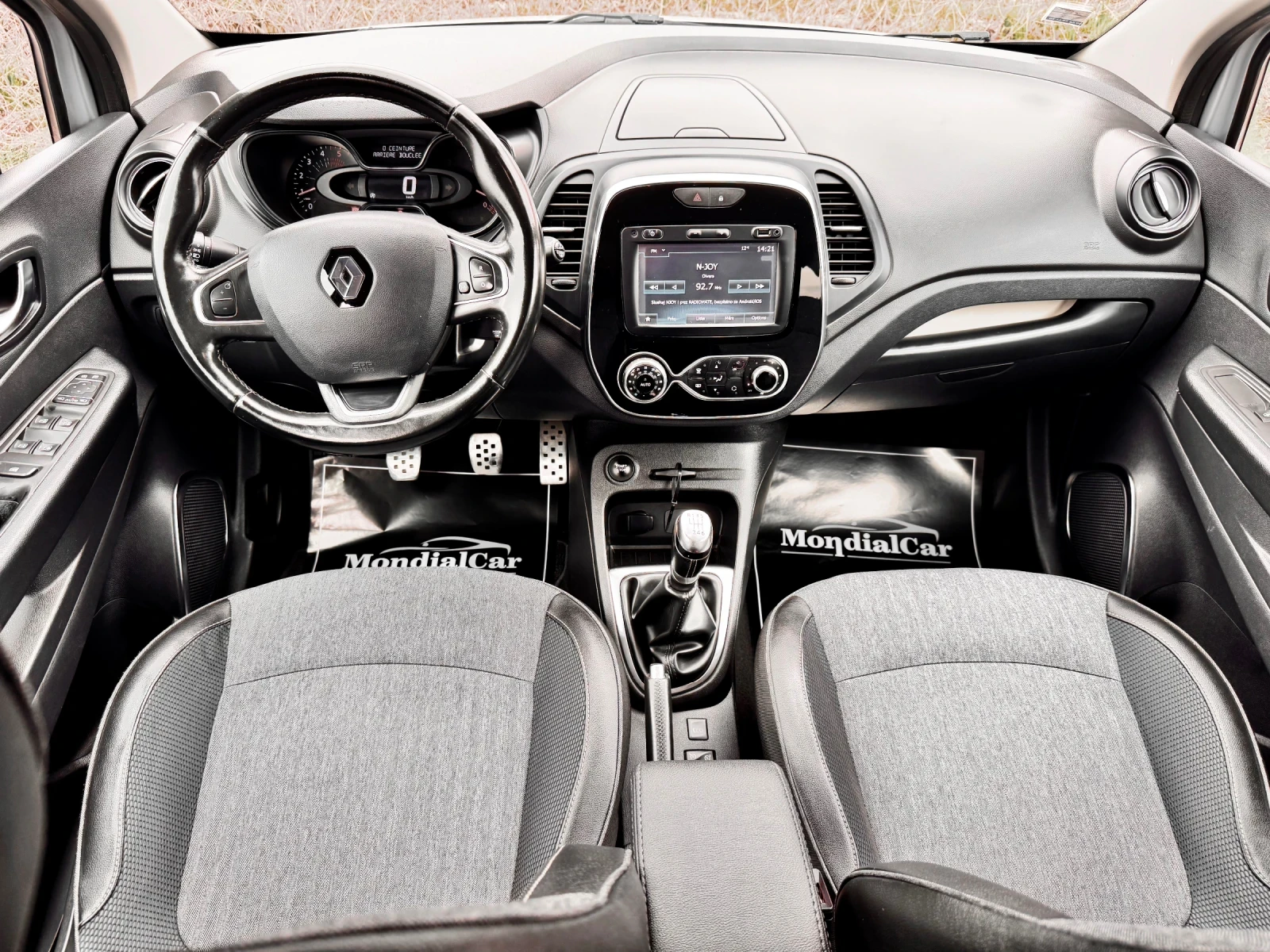 Renault Captur 1.5 dci 110kc INTENS KeylessGo/Cruise/Led/Navi/Cam | Mobile.bg � ����������� 10