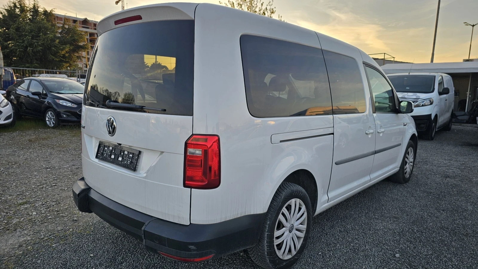 VW Caddy 2.0 TDI-XXL-7 ����� - 11.2019 | Mobile.bg � ����������� 4