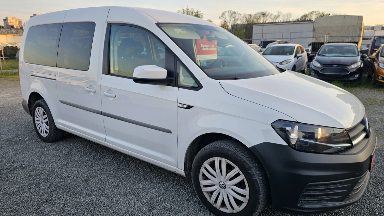 VW Caddy 2.0 TDI-XXL-7 места - 11.2019