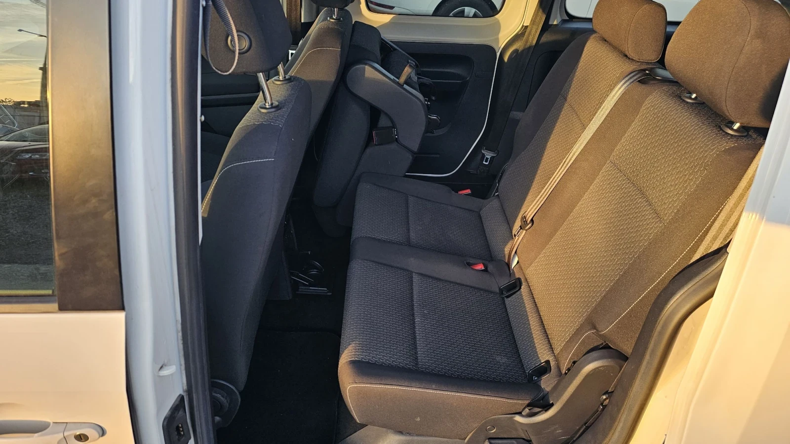 VW Caddy 2.0 TDI-XXL-7 ����� - 11.2019 | Mobile.bg � ����������� 12