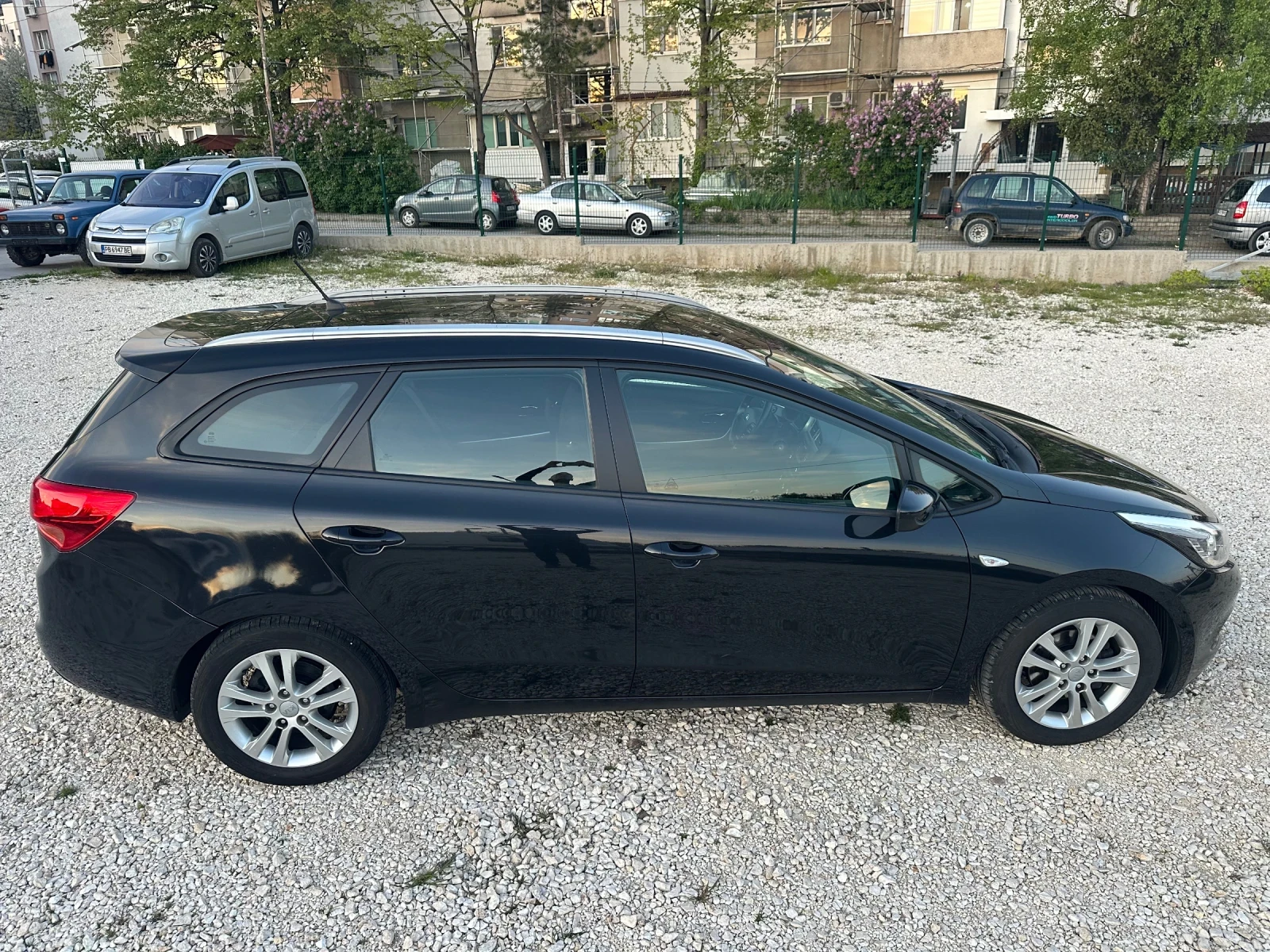 Kia Ceed 1.6/EXECUTIVE/EURO5B/128Ps//GERMANY, снимка 6 - Автомобили и джипове - 54306138