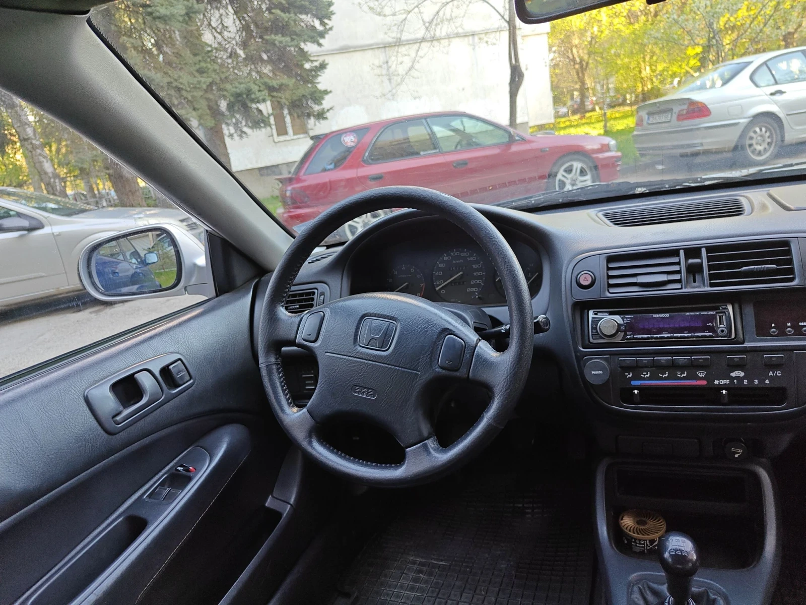 Honda Civic 1.4iS газ-бензин, снимка 5 - Автомобили и джипове - 54380075