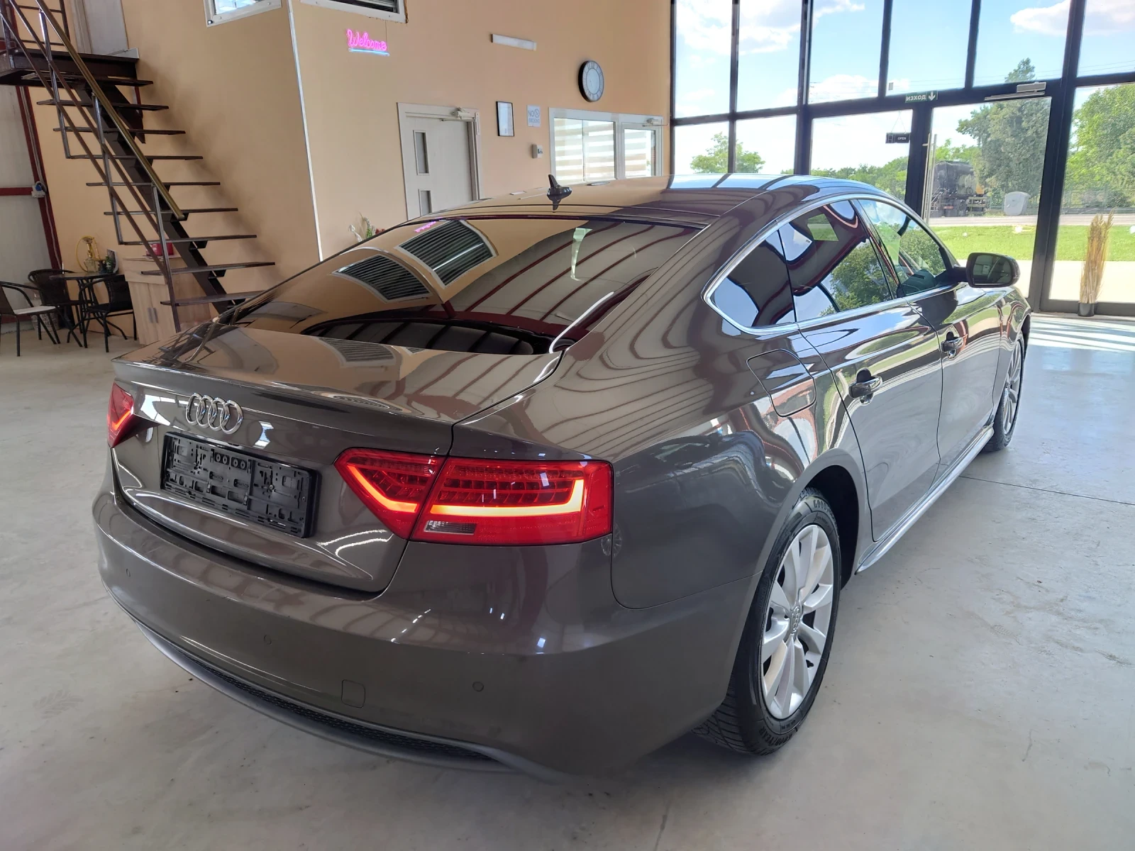 Audi A5  Sportback 2.0 TDI S Line - Quattro  | Mobile.bg � ����������� 2