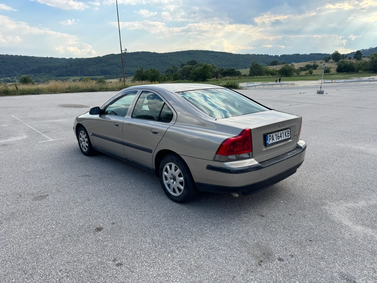 Volvo S60 2.4D (D5), снимка 4 - Автомобили и джипове - 55071995