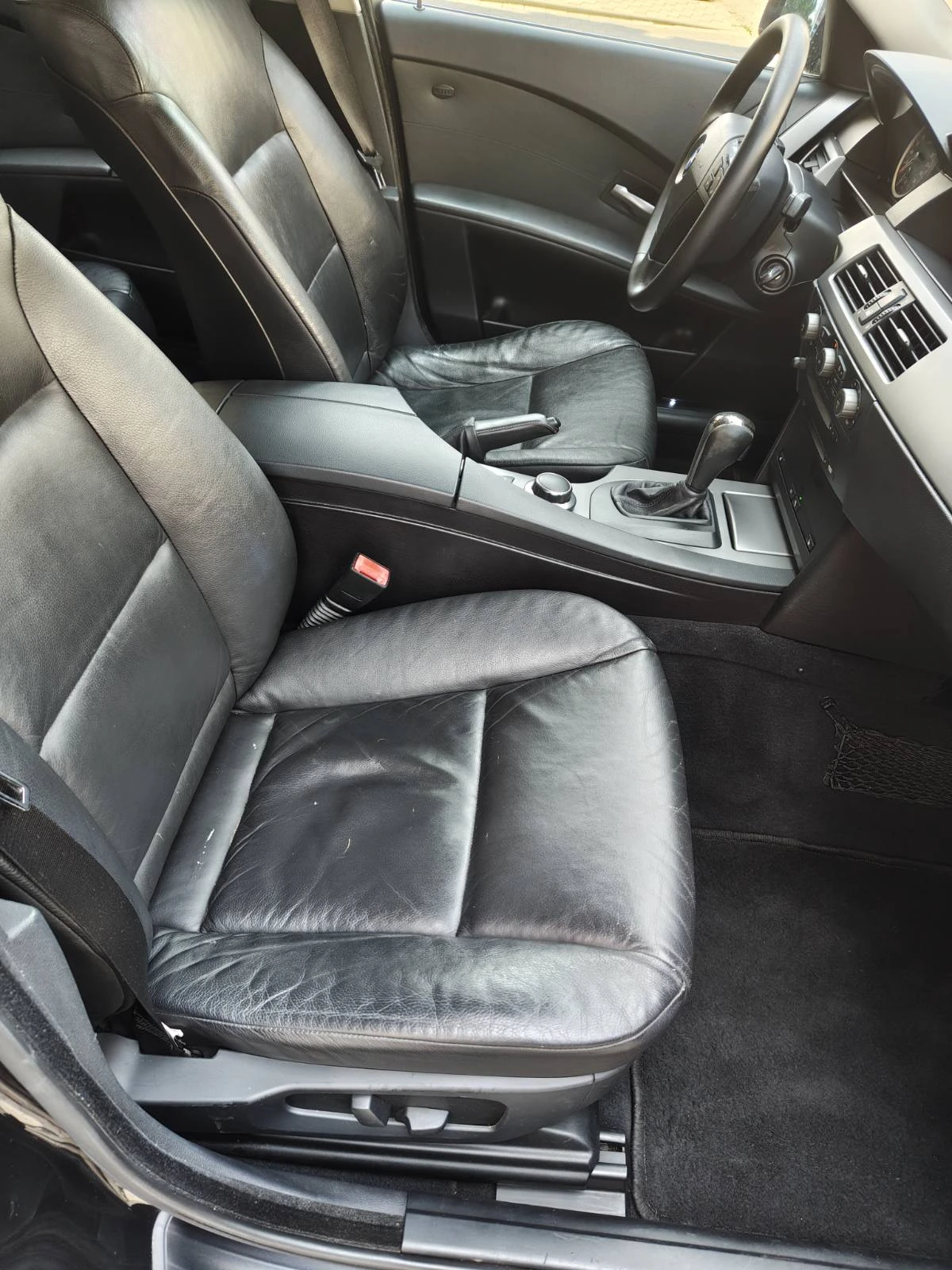 BMW 525 i-AUTO, снимка 12 - Автомобили и джипове - 55349840