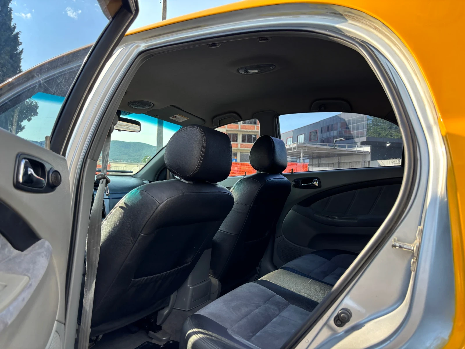 Chevrolet Lacetti 1.4, снимка 10 - Автомобили и джипове - 55381240