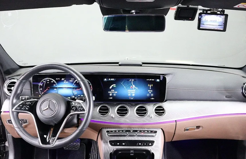 Mercedes-Benz E 350 * Exclusive* Масаж* Обдух* 360* HUD* Шибидах*     , снимка 4 - Автомобили и джипове - 55616503