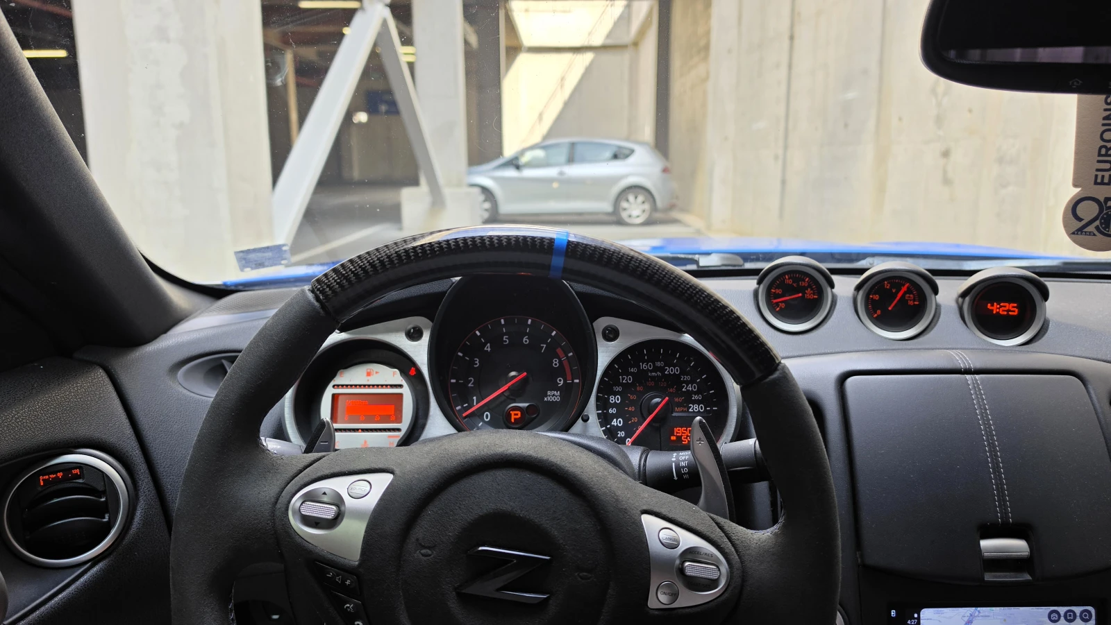 Nissan 370Z Akebono, снимка 11 - Автомобили и джипове - 55655678