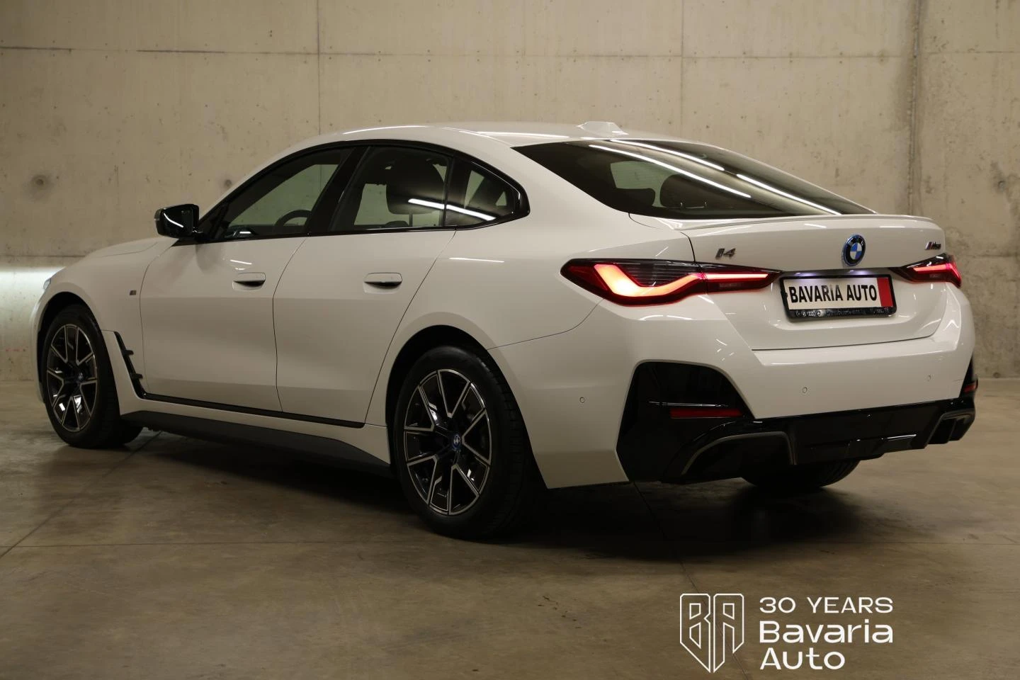 BMW i4 M50 xDrive, снимка 2 - Автомобили и джипове - 56014039