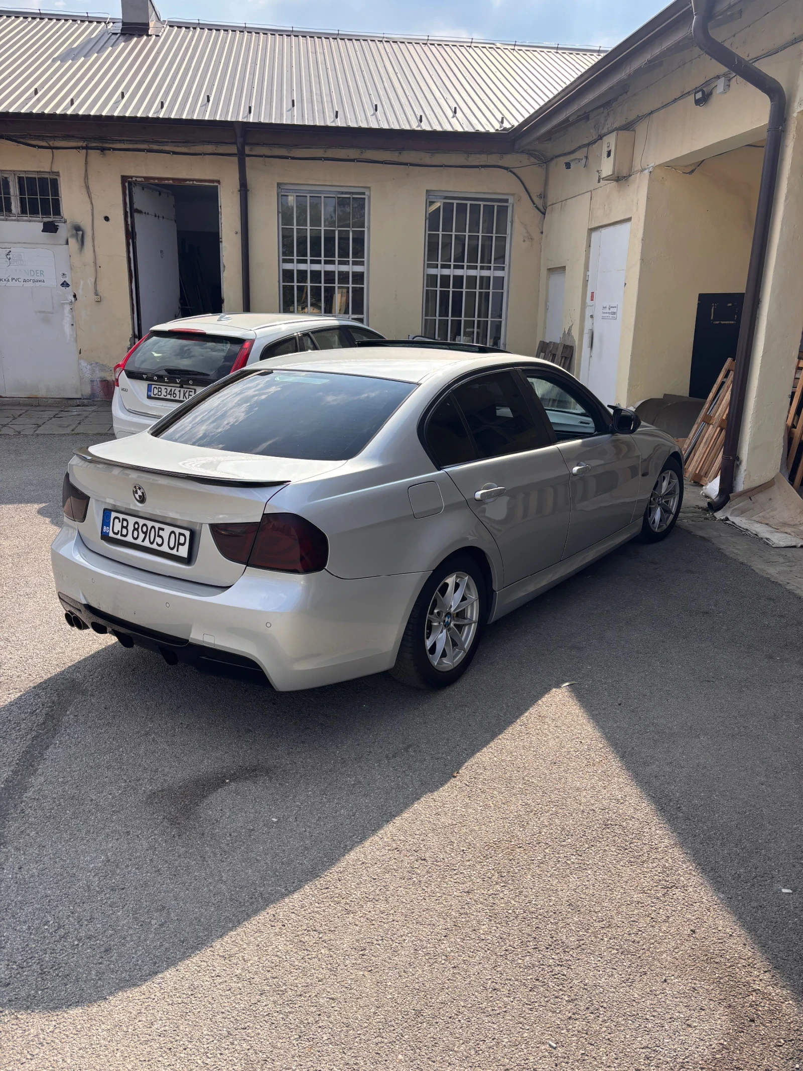 BMW 320, снимка 4 - Автомобили и джипове - 56250815
