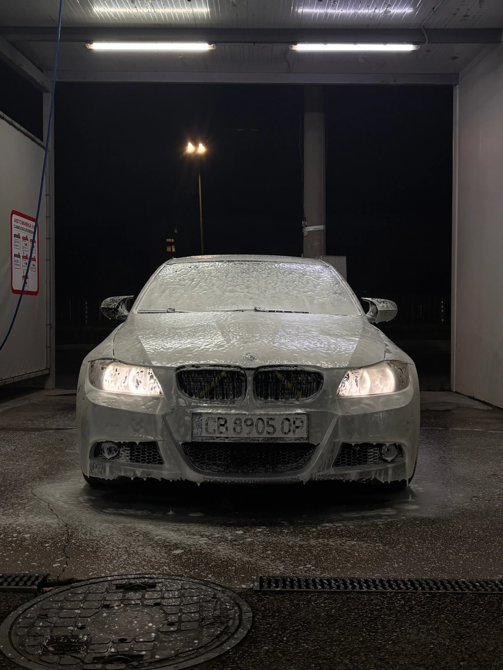 BMW 320