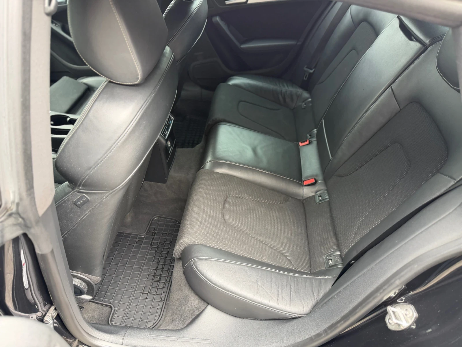 Audi A5 S-LINE, снимка 13 - Автомобили и джипове - 56484593
