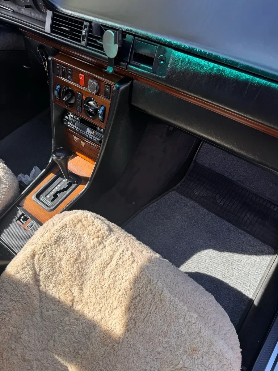 Mercedes-Benz 124, снимка 9 - Автомобили и джипове - 56632767