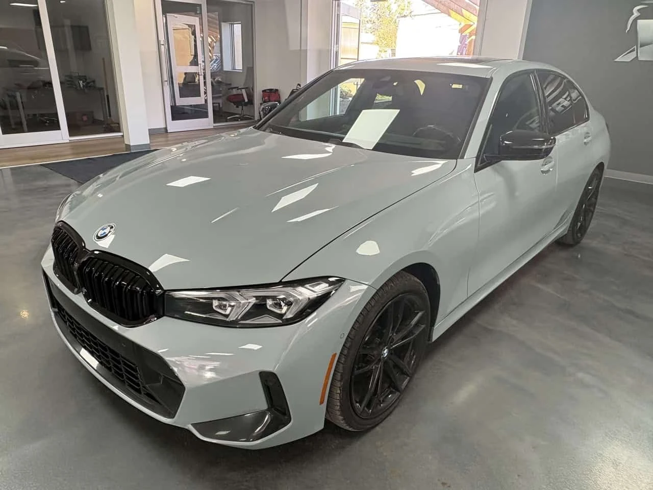 BMW 330 330i xDrive * M SPORT * CARFAX *  | Mobile.bg � ����������� 2