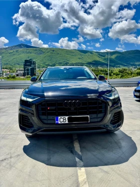  Audi Q8