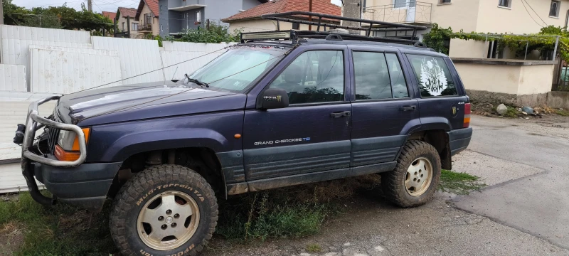 Jeep Grand cherokee 2.5, снимка 2 - Автомобили и джипове - 47221660