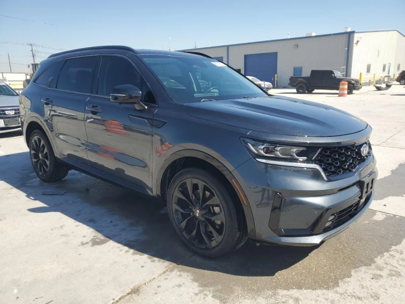 Kia Sorento SX* ПОДГРЕВ* ОБДУХВАНЕ* LANE ASSIST, снимка 3 - Автомобили и джипове - 52713154