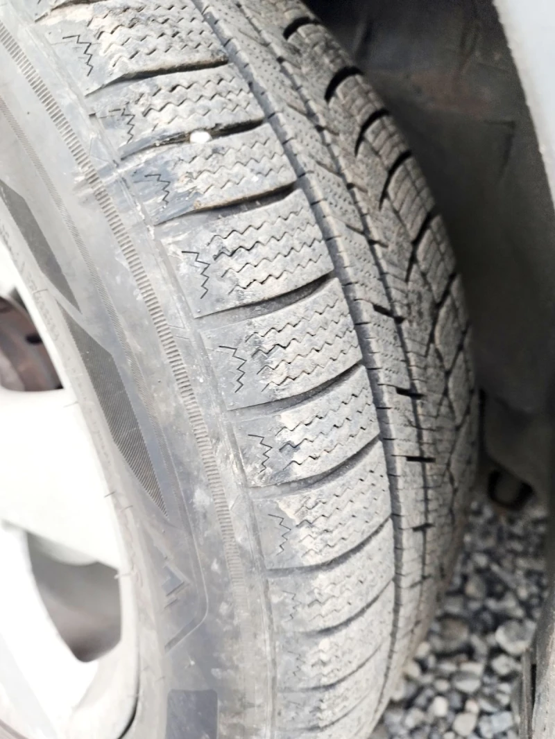 Mitsubishi Outlander, снимка 11 - Автомобили и джипове - 52922682