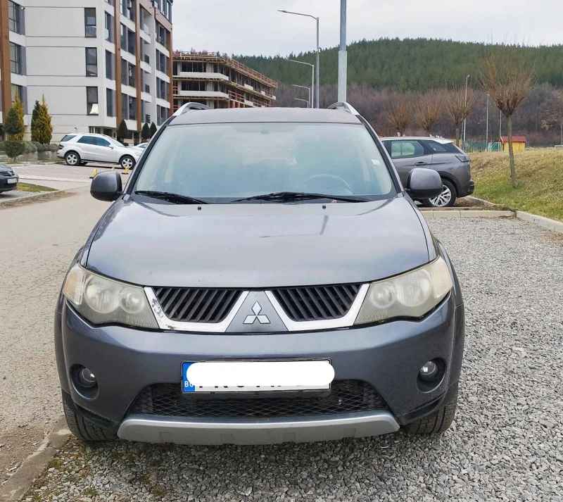 Mitsubishi Outlander, снимка 2 - Автомобили и джипове - 52922682