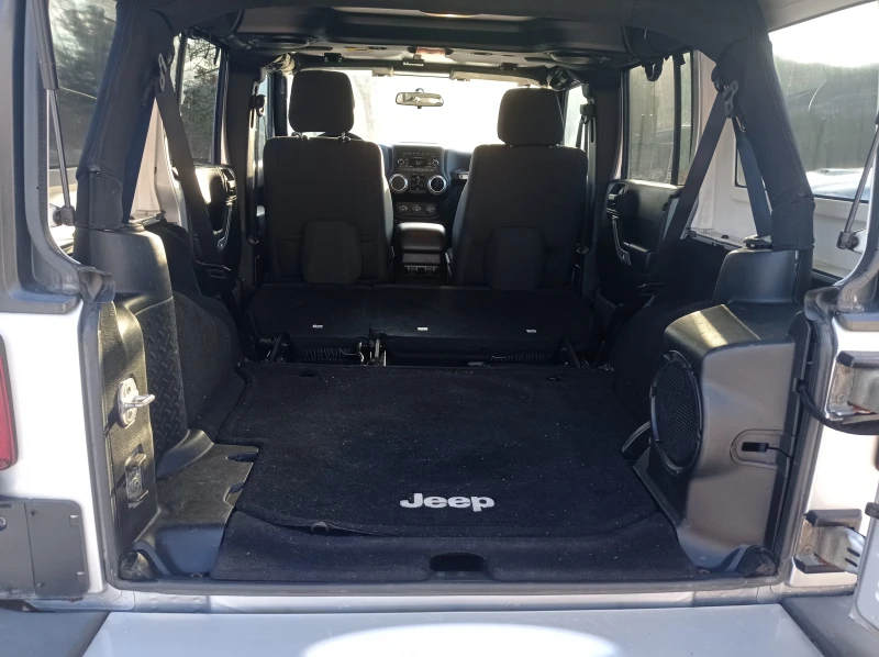 Jeep Wrangler, снимка 6 - Автомобили и джипове - 52999832