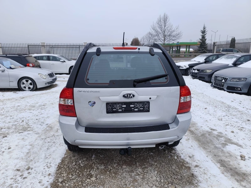 Kia Sportage 2.0 бензин 4х4, снимка 6 - Автомобили и джипове - 53211612