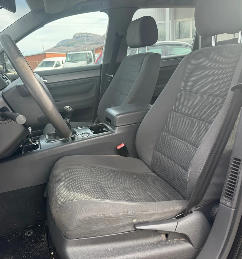 VW Touareg 2.5TDI/174кс/FACE, снимка 8 - Автомобили и джипове - 53505536