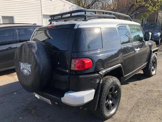 Toyota Fj cruiser КРАЙНА ЦЕНА ДО БЪЛГАРИЯ!!!, снимка 5 - Автомобили и джипове - 48463753