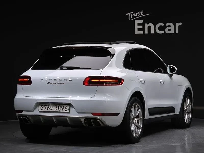 Porsche Macan, снимка 2 - Автомобили и джипове - 56711731