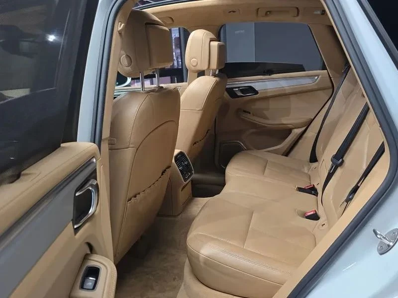 Porsche Macan, снимка 12 - Автомобили и джипове - 56711731