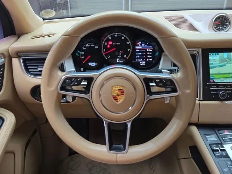 Porsche Macan, снимка 13 - Автомобили и джипове - 56711731