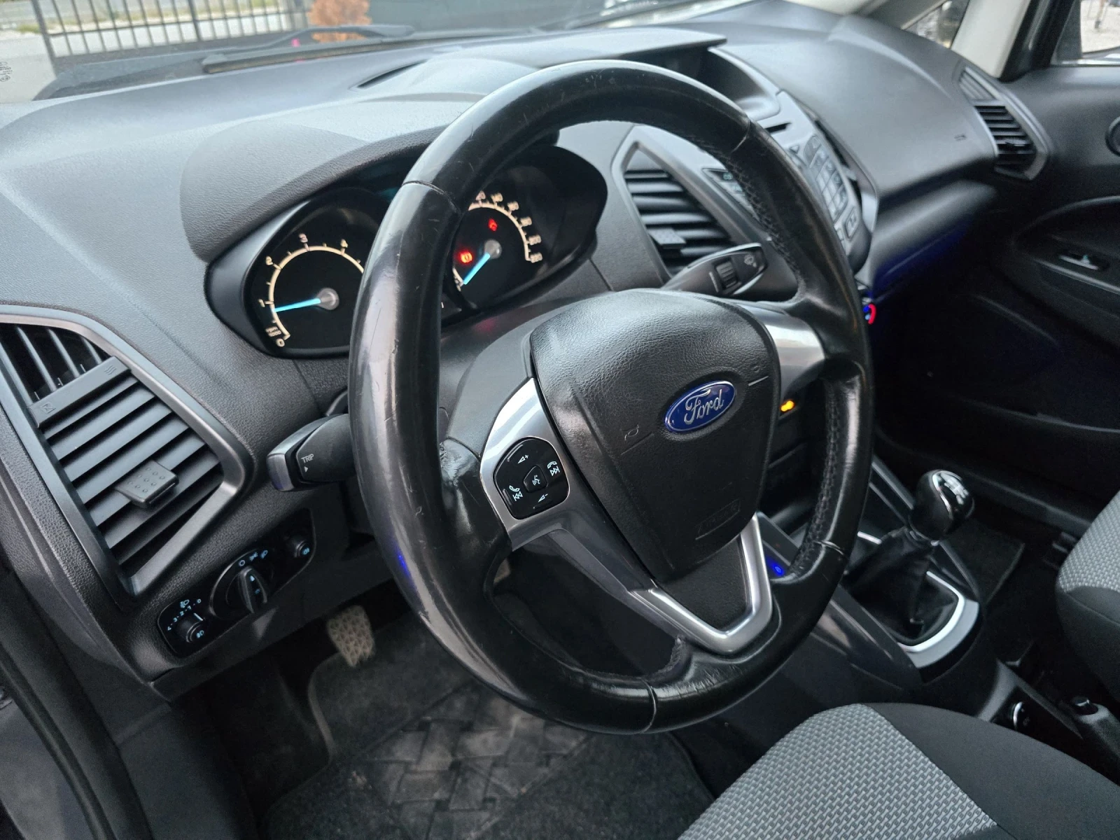 Ford EcoSport 1.5ТDCI - изображение 10