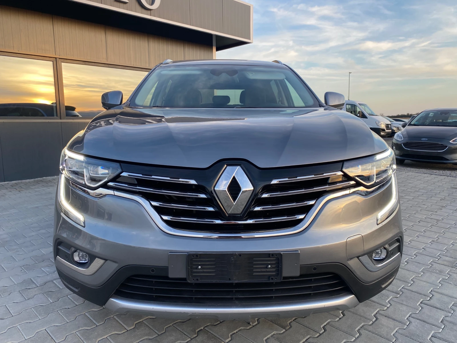 Renault Koleos 2.0dci 4x4 Avtomat !!!  - изображение 2