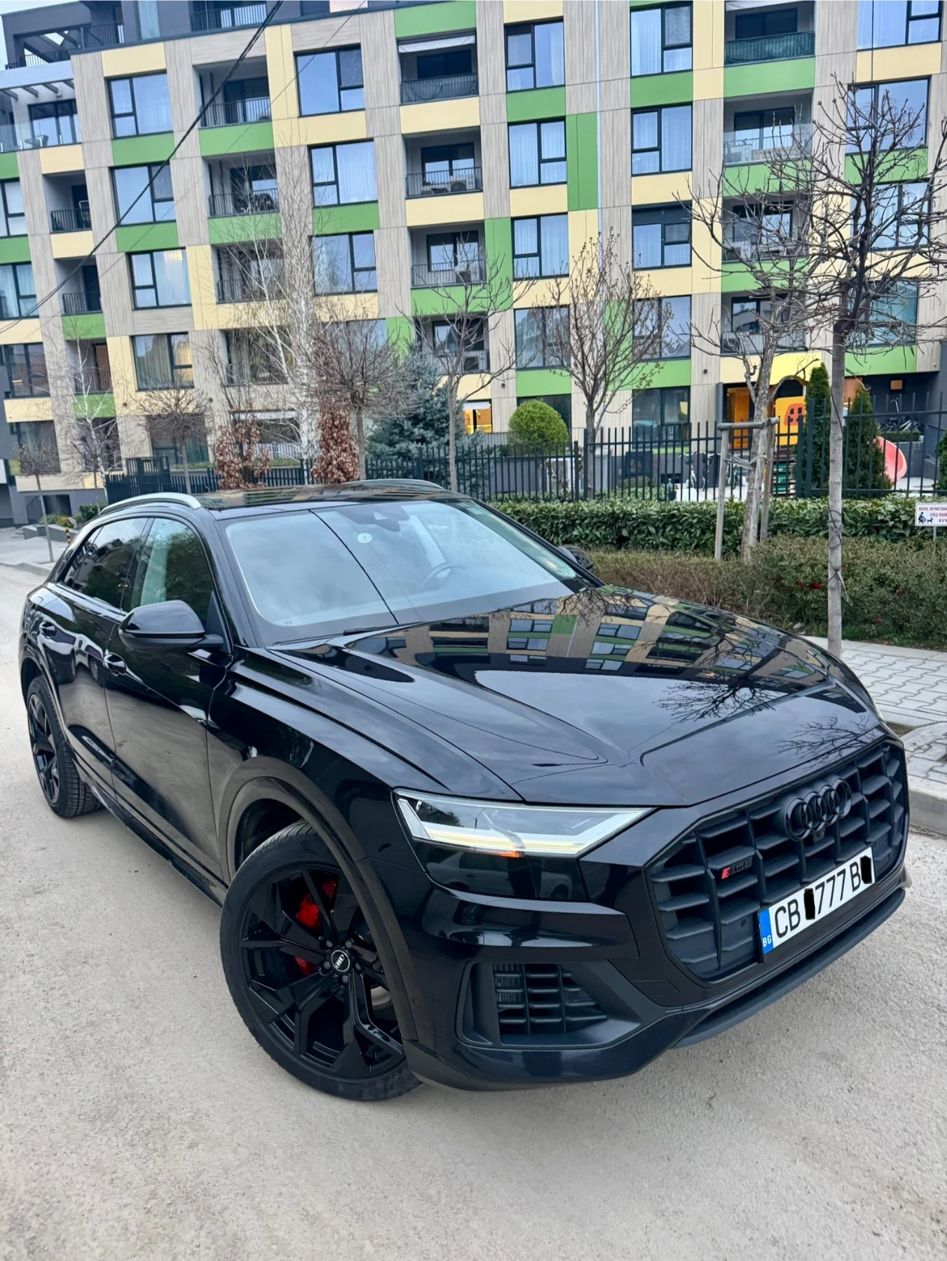 Audi Q8 55TSFI/22цола/Пано/S-line/360/обдух/кей-лес  - изображение 2