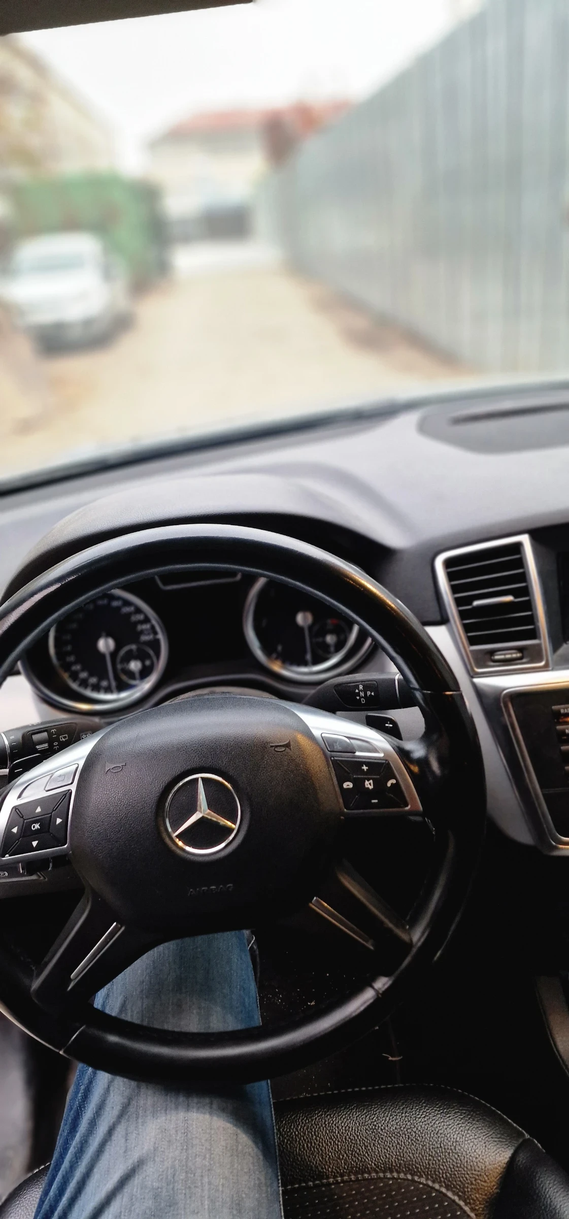 Mercedes-Benz ML 250  - изображение 9