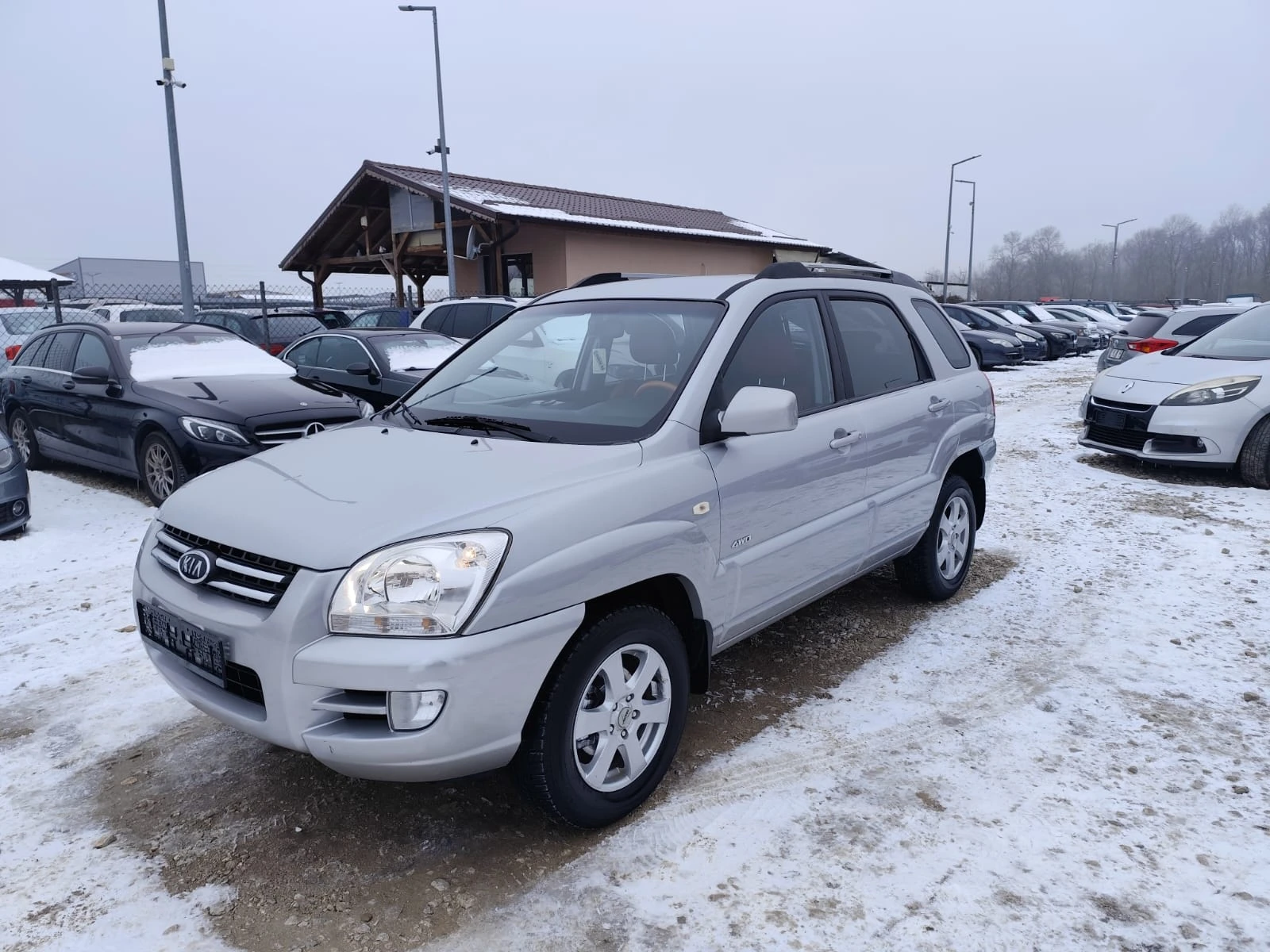 Kia Sportage 2.0 ������ 4�4 | Mobile.bg � ����������� 1