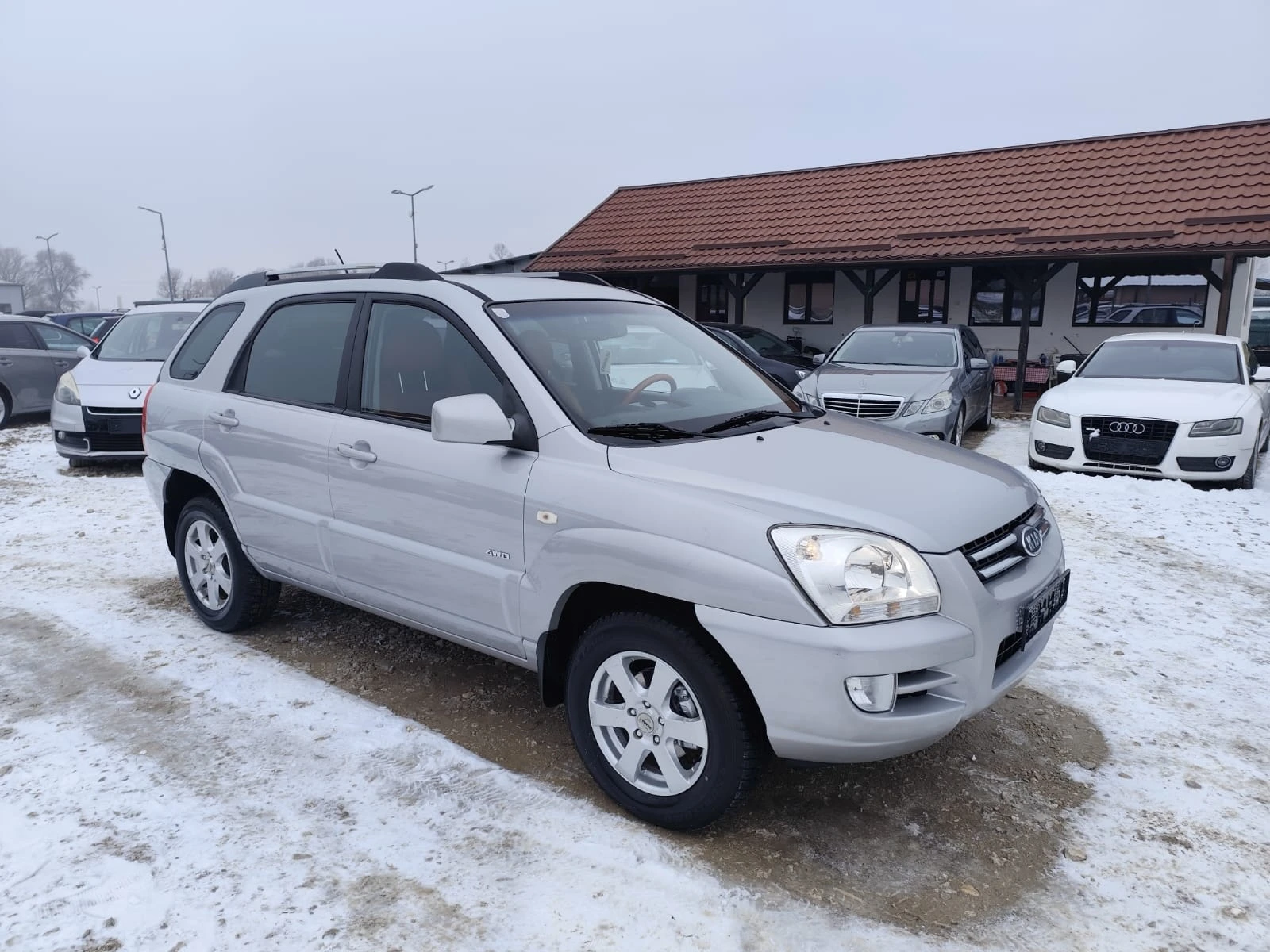 Kia Sportage 2.0 ������ 4�4 | Mobile.bg � ����������� 3