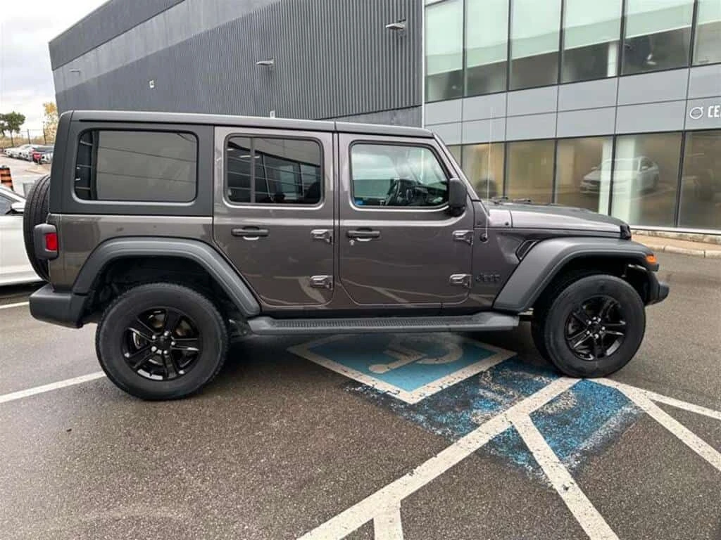 Jeep Wrangler * CLEAN CARFAX | DIESEL | 3.0L V6 | PREMIUM SOUND. | Mobile.bg � ����������� 14