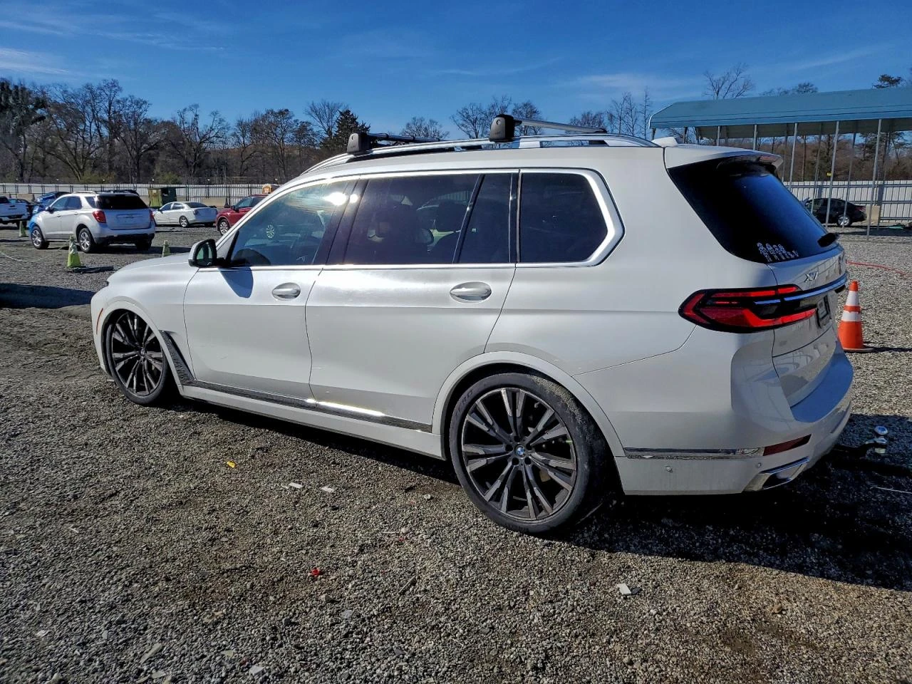 BMW X7 XDRIVE40I / DISTRONIC / ОБДУХ / 6 МЕСТА / HARMAN   - изображение 4