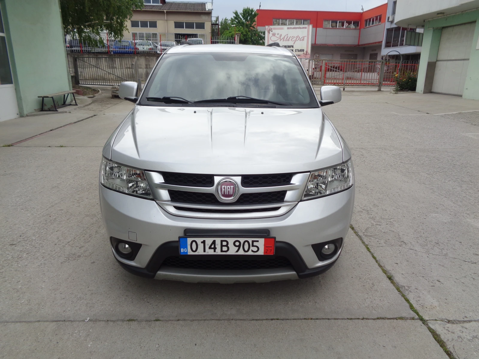 Fiat Freemont 2.0MJET-170-4X4-AVTOMAT-KAMERA-BARTER-LIZING | Mobile.bg � ����������� 5