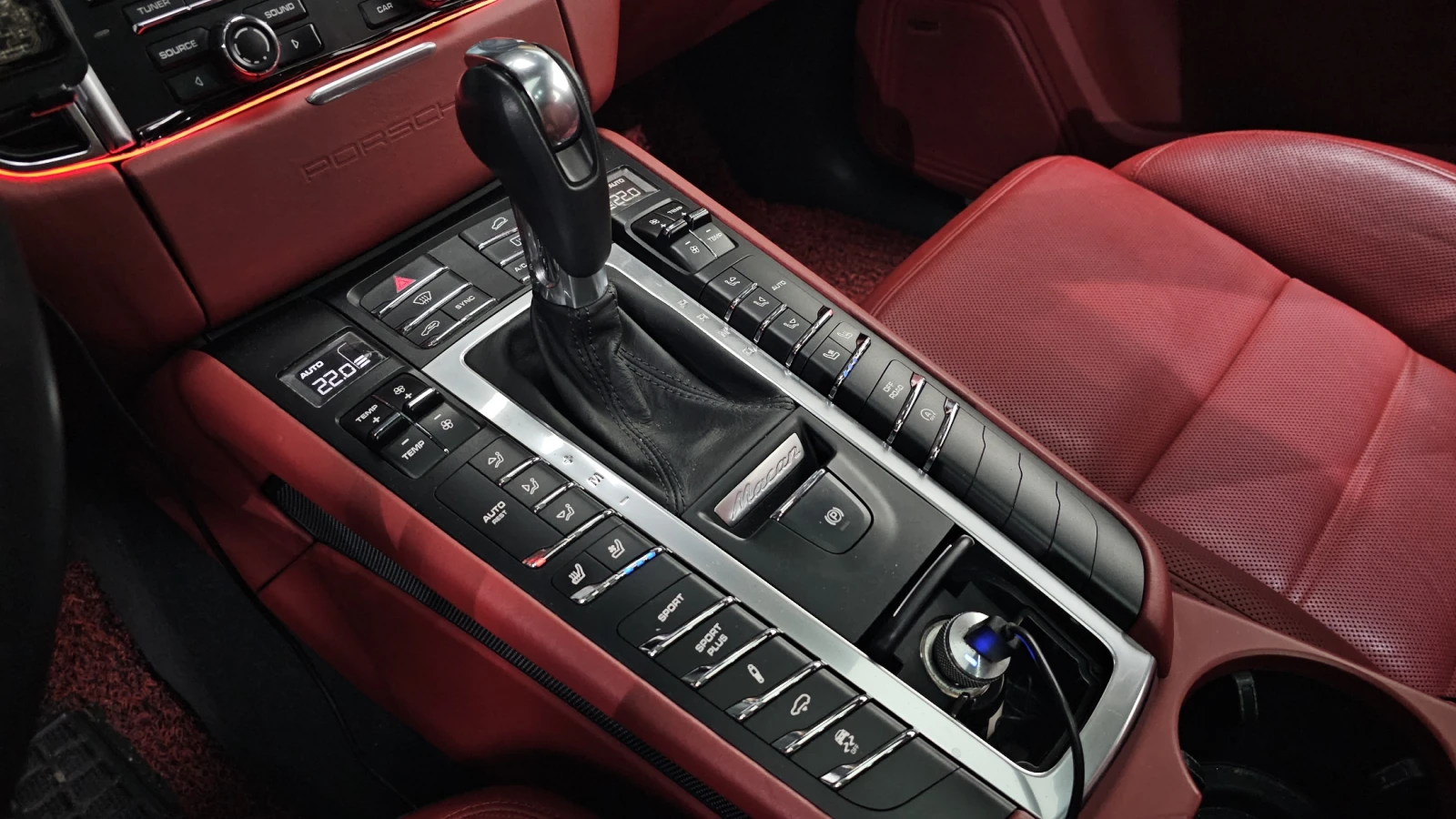 Porsche Macan TURBO* ОБДУХ* КАМЕРА, снимка 9 - Автомобили и джипове - 54854391