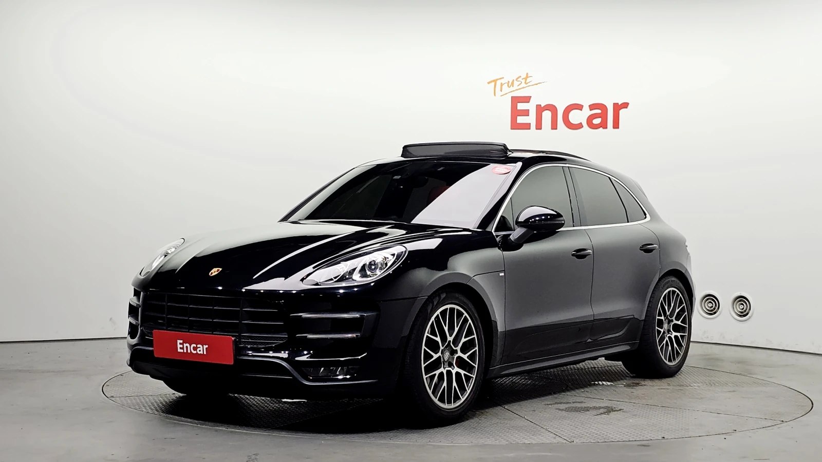 Porsche Macan TURBO* ОБДУХ* КАМЕРА