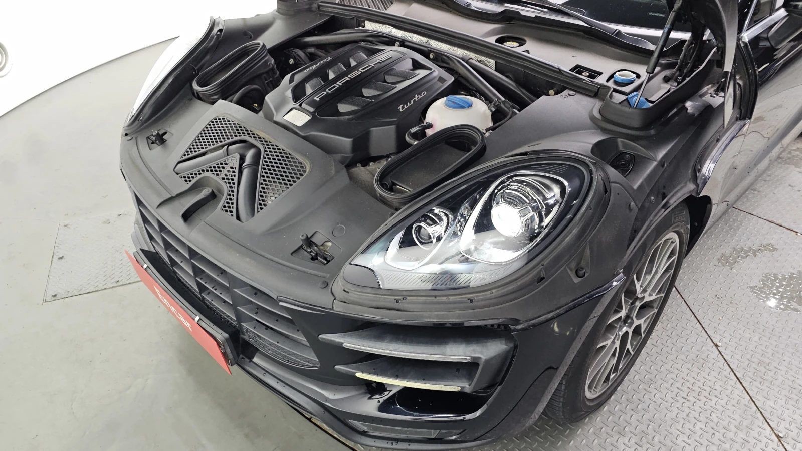 Porsche Macan TURBO* ОБДУХ* КАМЕРА, снимка 6 - Автомобили и джипове - 54854391