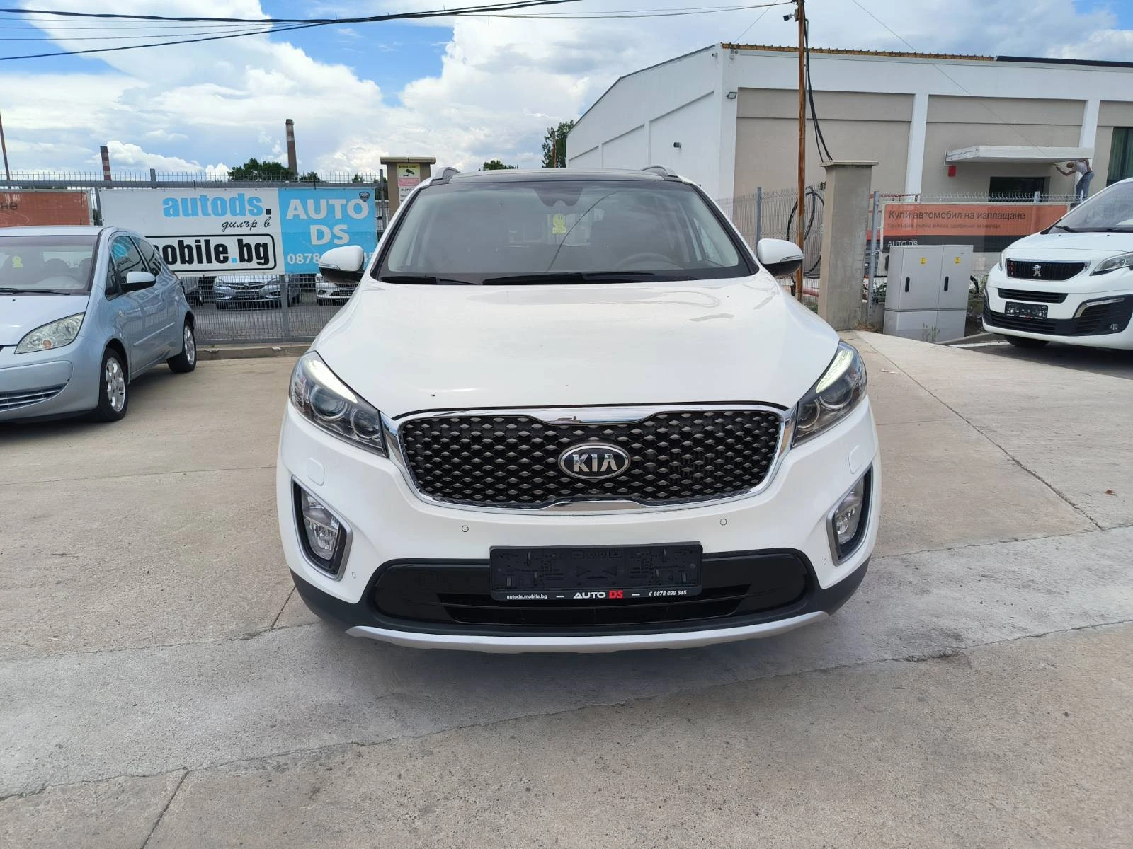 Kia Sorento 2.2d-Navi-Keyless-Automat-Euro-6B, снимка 2 - Автомобили и джипове - 54970392