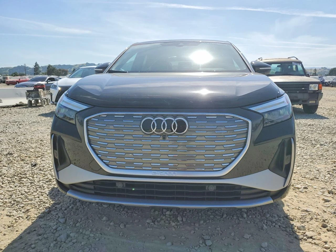 Audi Q4 E-Tron Sportback Premium, снимка 5 - Автомобили и джипове - 55004029