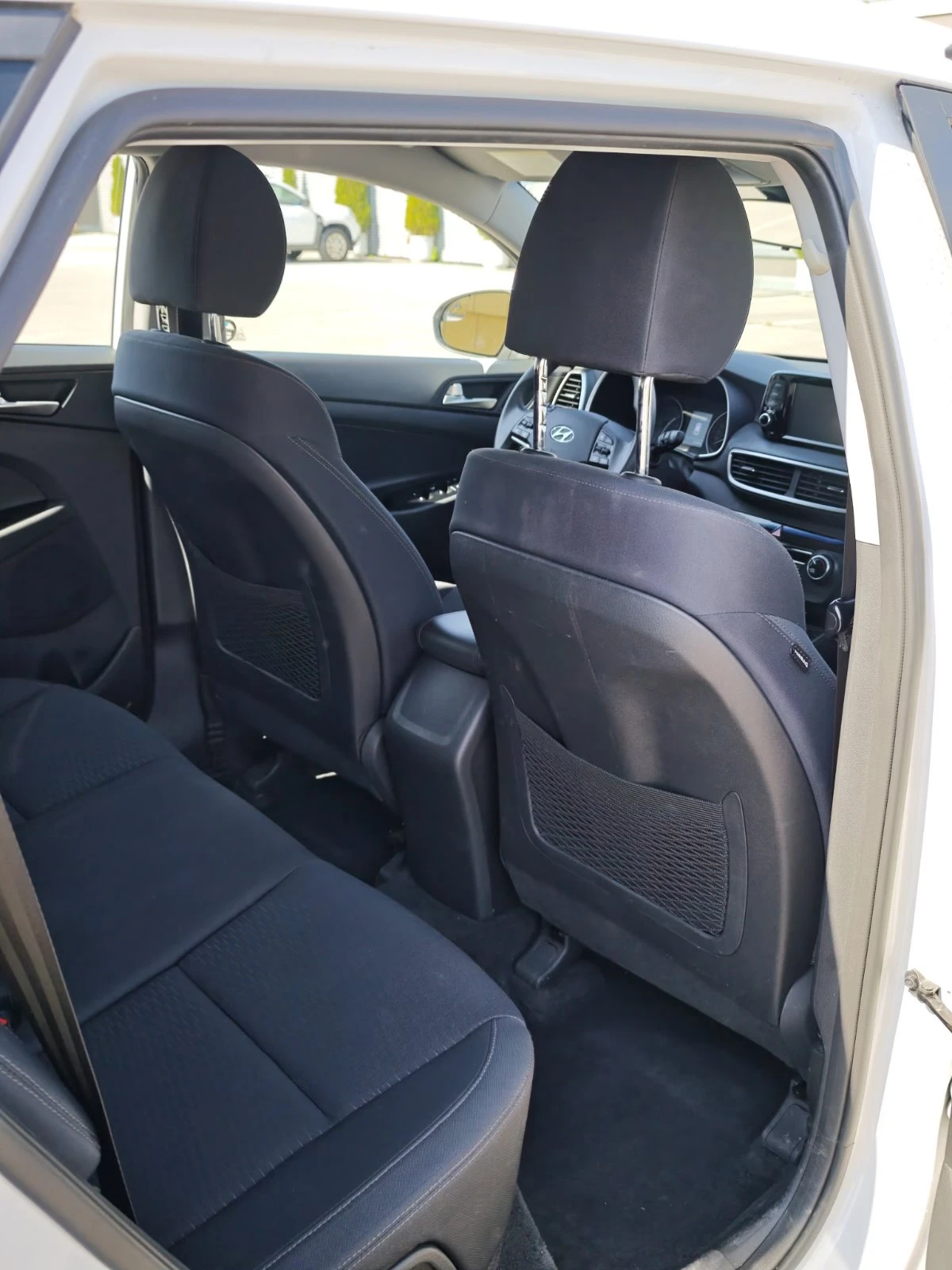 Hyundai Tucson, снимка 7 - Автомобили и джипове - 56137035