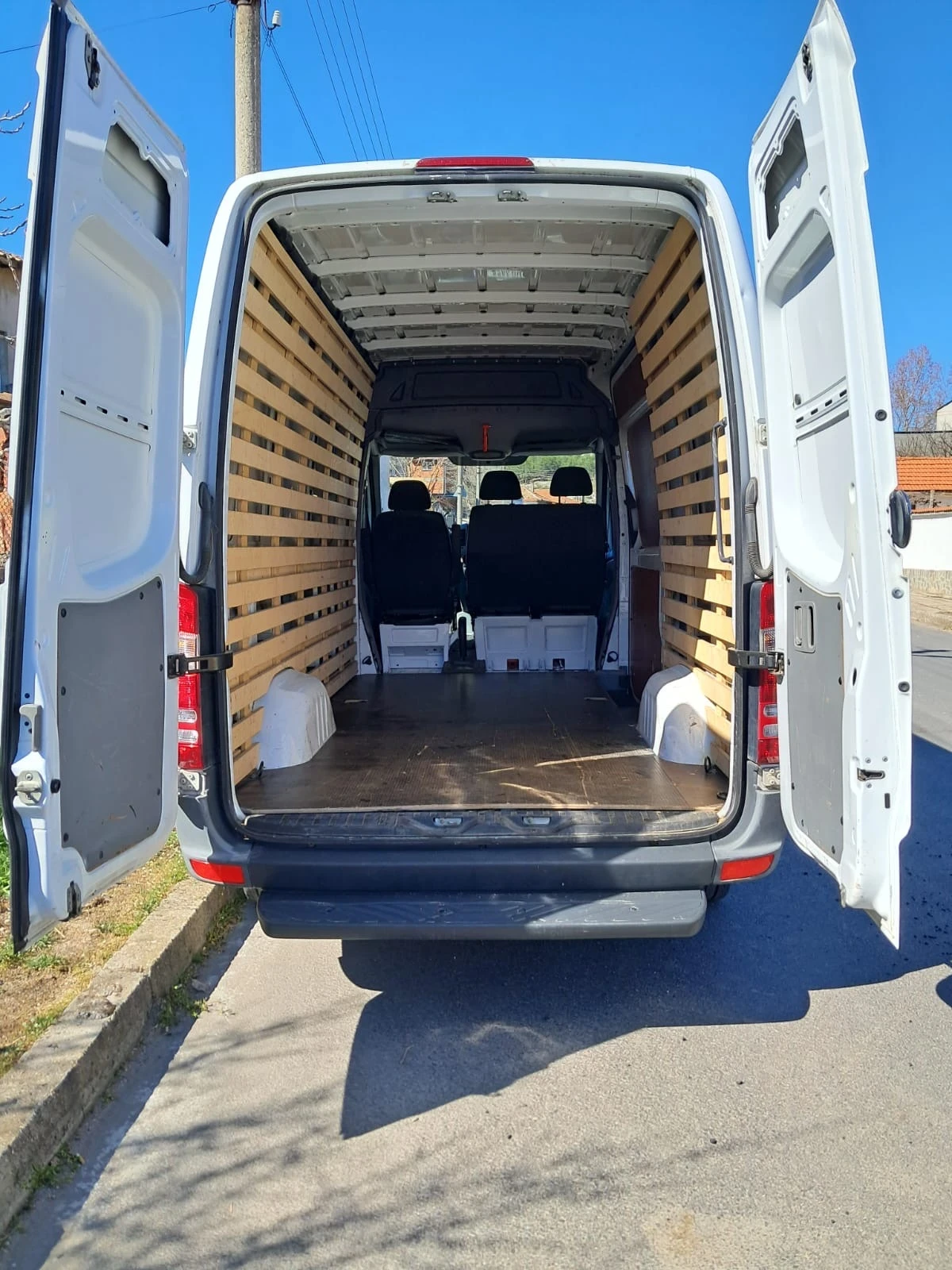 Mercedes-Benz 316  - изображение 10