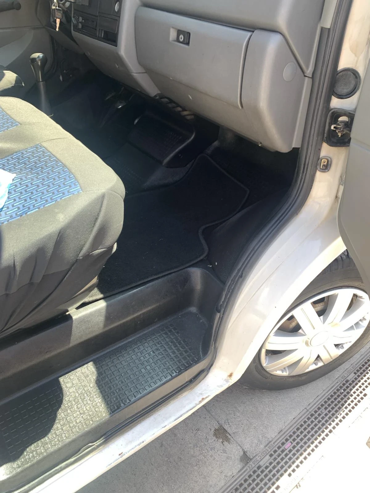 VW Transporter 1.9 - изображение 6