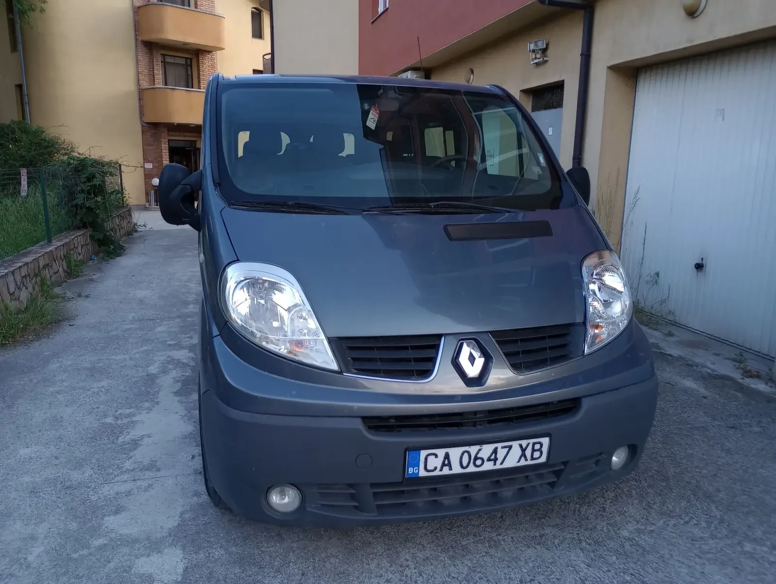 Renault Trafic 2.0CDTI/115k./8+ 1, снимка 3 - Бусове и автобуси - 54813114