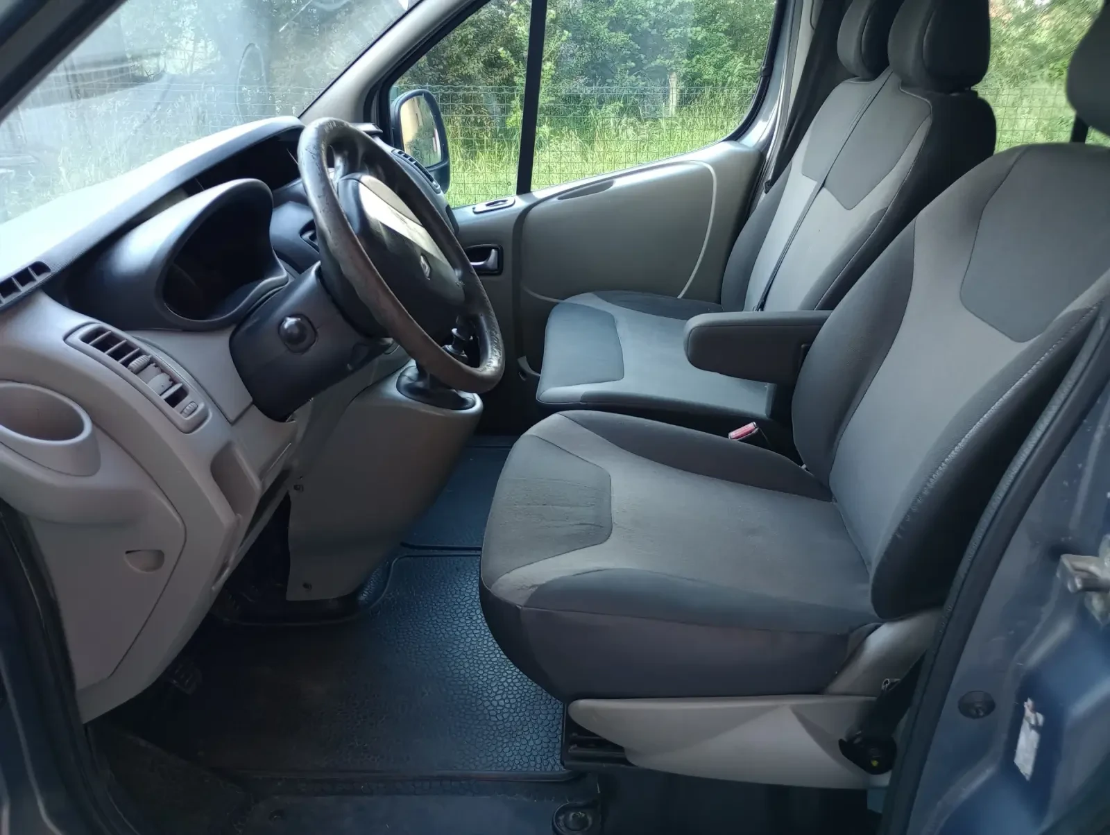 Renault Trafic 2.0CDTI/115k./8+ 1, снимка 9 - Бусове и автобуси - 54813114